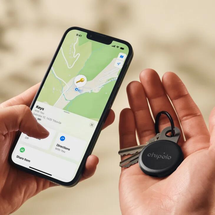 Chipolo LOOP – Tracker reincarcabil pentru obiecte compatibil cu Apple Find My pe iPhone sau Find Hub pe Android | Negru