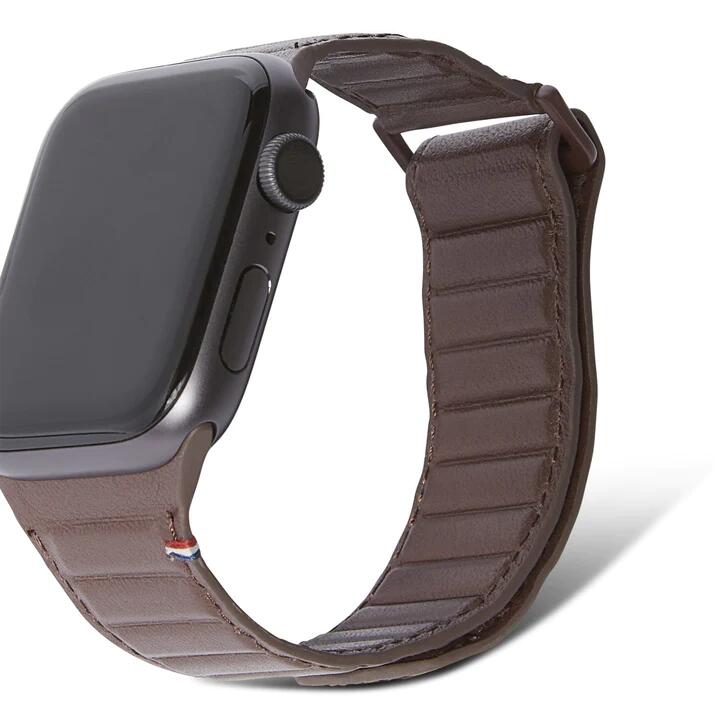 Curea Decoded din piele pentru Apple Watch (42/44/45 mm), Maro Ciocolatiu